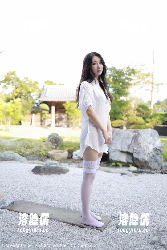 模范学院 - 听说李颖煊baby的可爱套图能让人重拾少女心，分享下你的反应好吗？