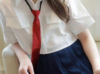 模范学院 – 电竞唐嫣与她的少女摄影集：这组原图里有个无形的魔法，无法形容但又特别舒服。