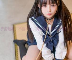 樱井宁宁的短裙，不得不说，她就像是把夏天穿在了身上。
