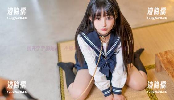 樱井宁宁 樱井宁宁的短裙,不得不说,她就像是把夏天穿在了身上。