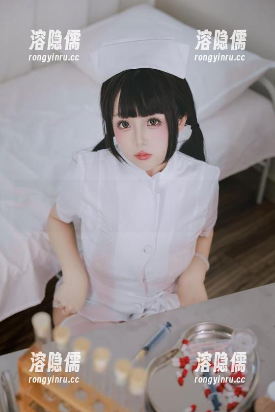 樱井小莜的学姐作品，图片让我想起了那种懵懂的校园岁月。
