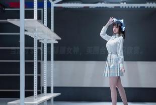 当洛可ss变身制服女神，美图合集任你欣赏。