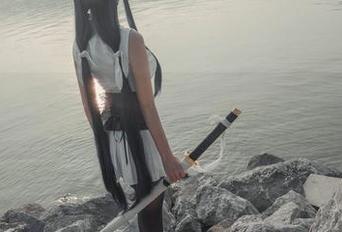 这双高跟鞋，图片里太美了！原图简直是神个性，爱老师phd说我还能更高！