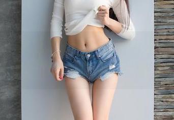 爱蜜社 – 疯狂泳衣秀，心妍小公主的原图，你胆敢直视的无圣光版本！