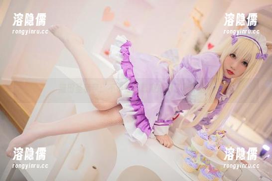 猫田圣奈奈：不小心把恶魔拍到了写真里？