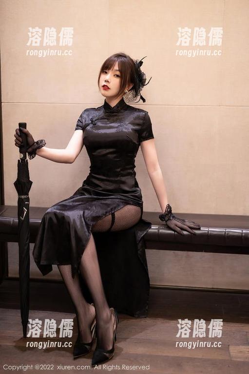 秀人网 - 修女的纯洁？e宝小野猫这组图来打破！图片下载链接走起