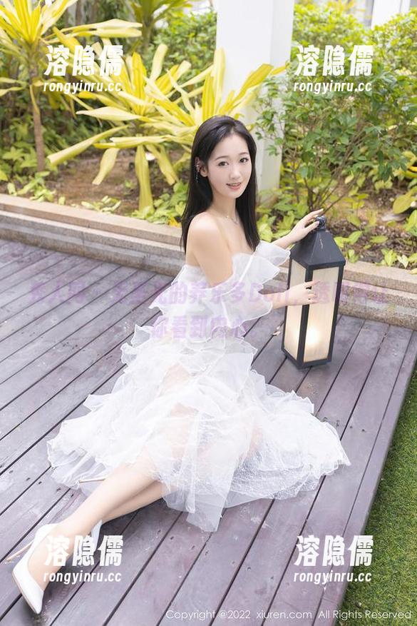 秀人网 - 无圣光的养乐多Doll，透明得让你看到内心。