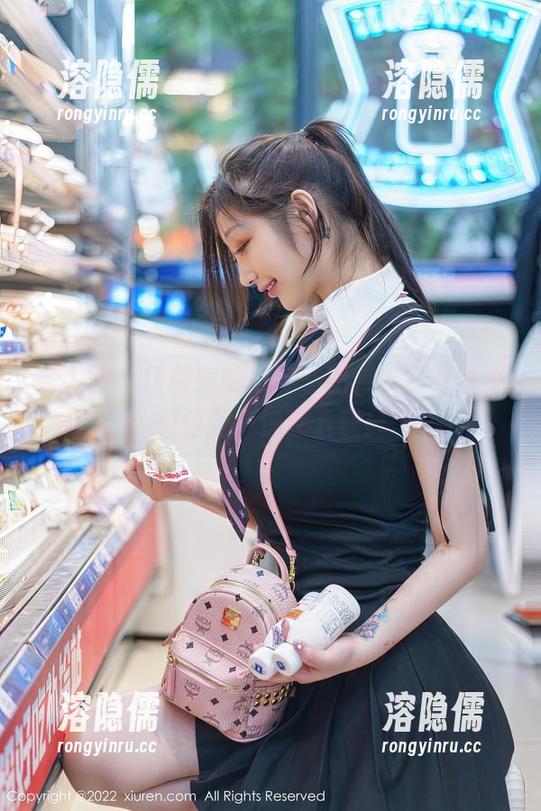秀人网-区静瑶 秀人网 - 区静瑶的美腿,图库一打开就不想停啊!速速下载!