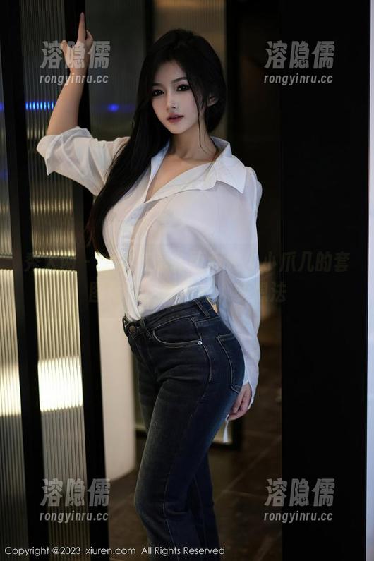秀人网 - 少女气息扑面而来，小爪几的套图精选，真是让人多想法