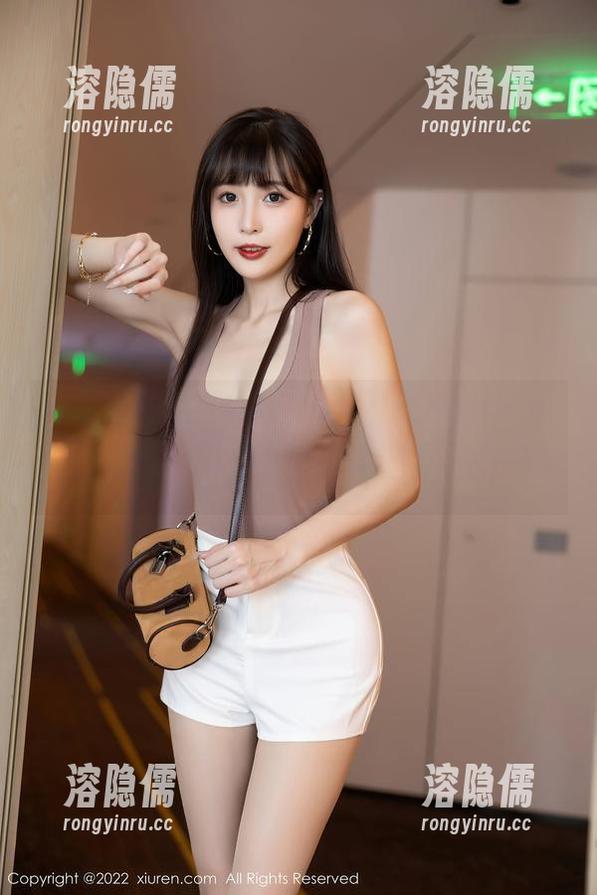 秀人网-张思允Nice 秀人网 - 这张快给我拉黑,张思允Nice的三亚旅拍精选图包倒也好像还挺顺眼的。