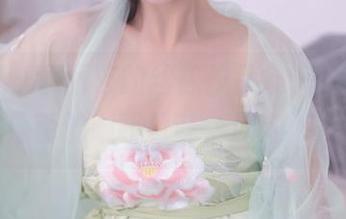 秀人网 – 李丽莎的丝袜作品集，今天更新就像新的咖啡口味，让人期待！