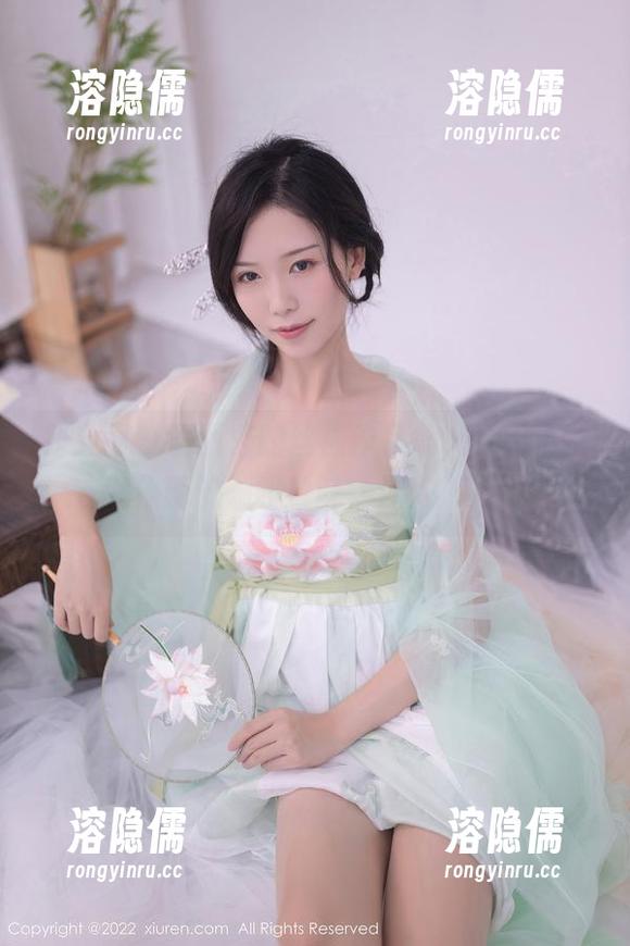 秀人网 - 李丽莎的丝袜作品集，今天更新就像新的咖啡口味，让人期待！