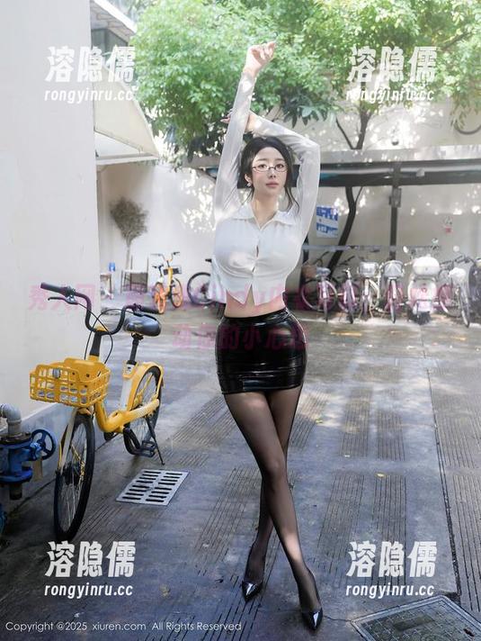 秀人网 - 颜浅浅Cindy内衣写真：轻松撩动你的小心思