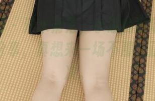 紧急企划 – 汗水滑落，小恩的网球经典，一套图分享，真想来一场不那么正式的对决。