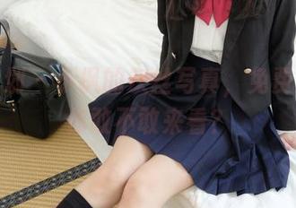 紧急企划 – 小枫的灰丝写真，免费流出，你敢不敢来看？