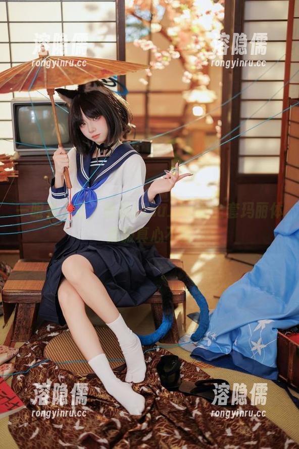 一眼看上去，纸悦Etsu_ko的全套玛丽体操服真心不错