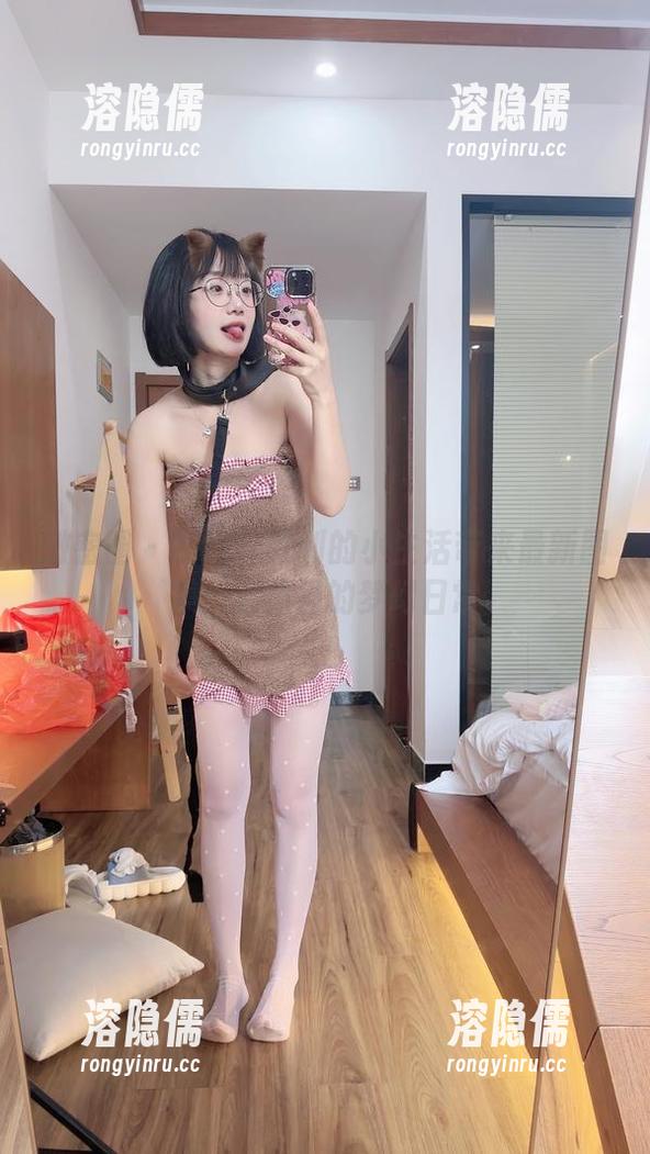 微密圈 - 呼喊！胜利的小生活带来最新图集：女仆猫的梦幻日常