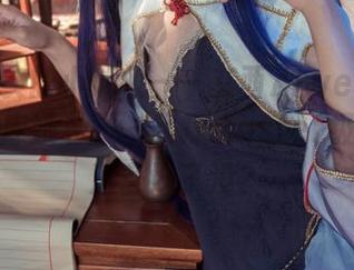 脱离现实的小试妆——艾西Aiwest和她的凑阿库娅私服一起打master级任务，准备好了没？