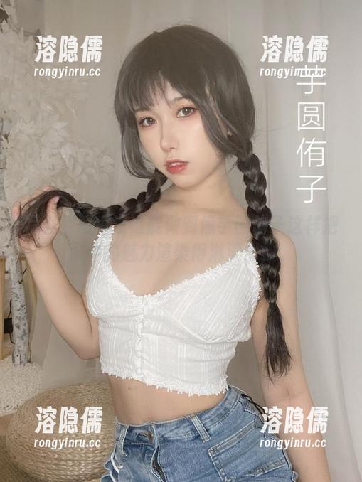 写真资源也没谁能做到像芋圆侑子这样把奶牛的魅力渲染得淋漓尽致。
