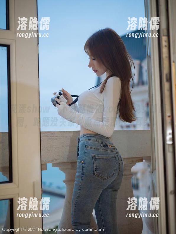 花漾show - 下载赵惟依coco的兔女郎原图，跑题没关系，重点是那小兔耳朵。