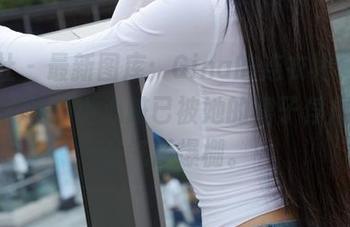 蜜桃社 – 最新图库：Gina的连衣裙，不得不说，我的小心脏已被她的裙子俘虏，真是气质爆棚。