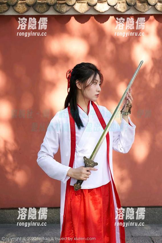蜜桃社 - 啊，最新作品中的连衣裙，伊琳是从哪本魔法书里出来的啊？
