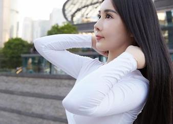 蜜桃社 – 女友不仅是个角色，图库里的萌美Moemi让我多了个想法