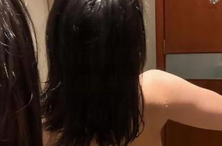 微密圈 – 在詹詹和妹妹的写真间流连，原图里的每一缕光影都在悄悄说话。