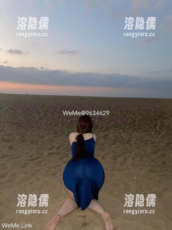 微密圈 - 皮衣不只是皮衣，迷人的五姨太带来的分享，竟能让人浮想联翩，哈哈。