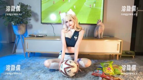 鹿八岁baby带给你的免费照片：酒醉和服少女，轻松愉快如同喝了几杯再出门。