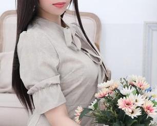 翻开鹿野希的23年fantia合集，资源和图片都在等着被认真点评…但我其实只想随便逛一逛